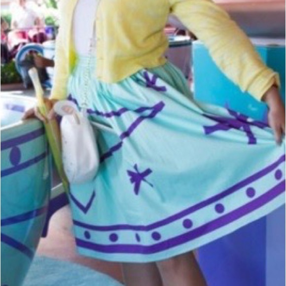 RARE HER UNIVERSE Alice in Wonderland Teacup Skirt - Picture 2 of 3
